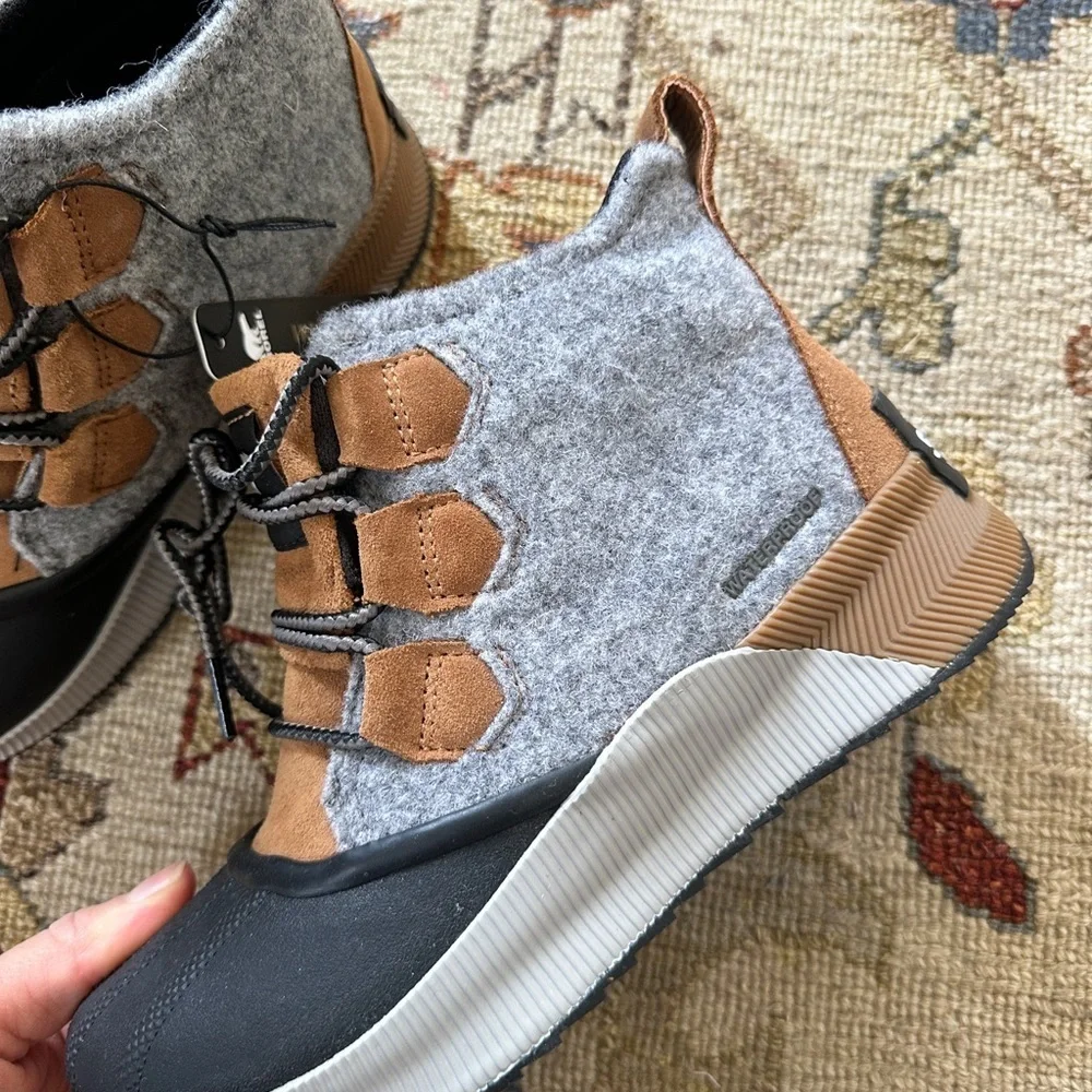 Sorel out about